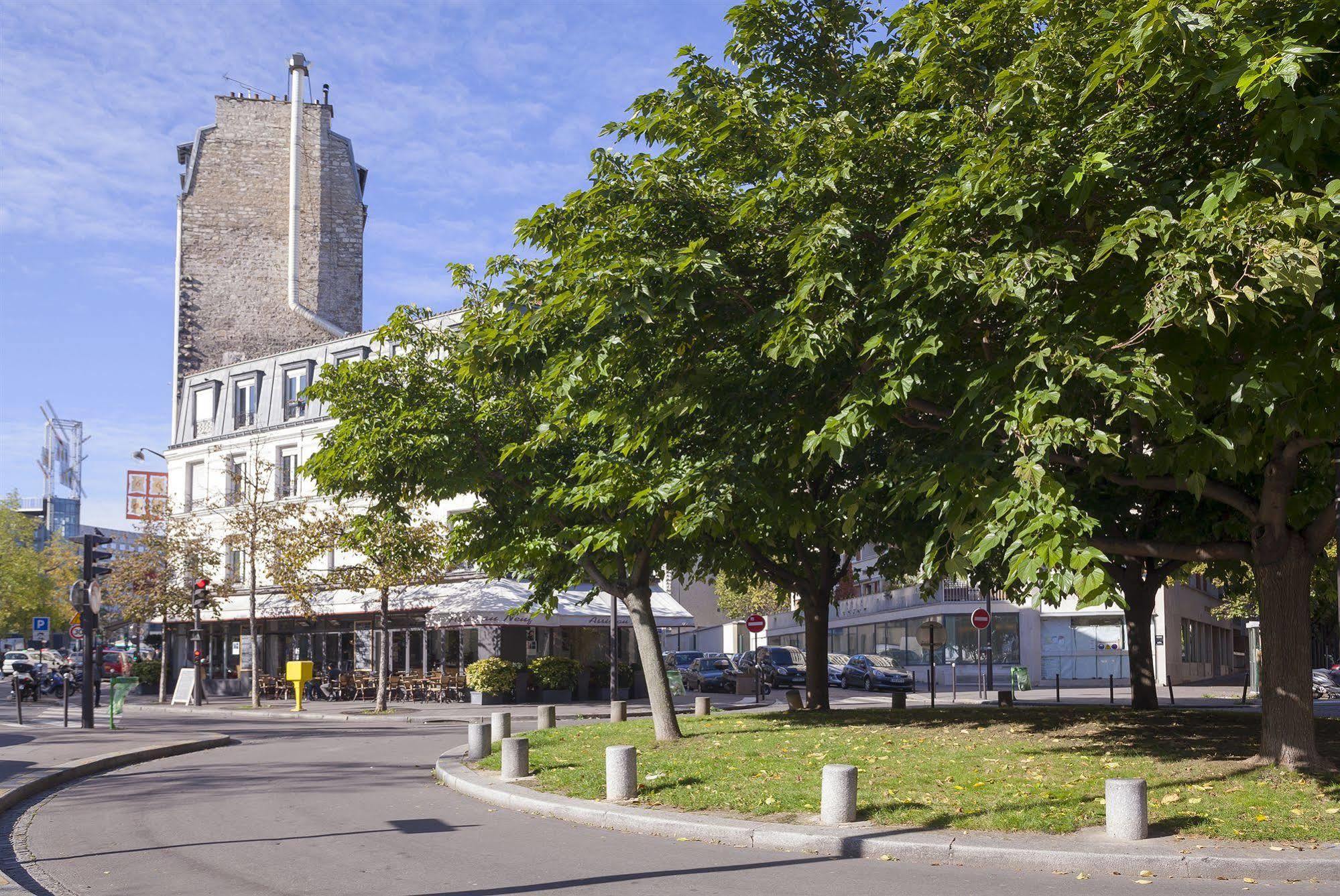 Hotel De La Place Des Alpes Paris Exterior foto